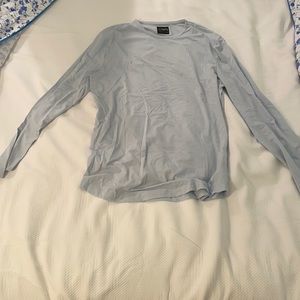 Cuts curve-hem long sleeve shirt